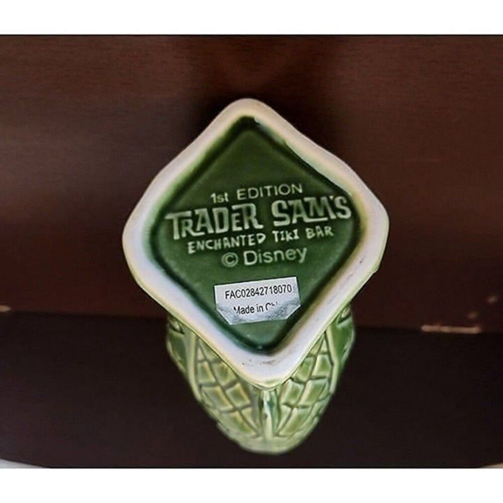 Disney's Trader Sam's Enchanted Tiki Bar 1st Edition Green Piranha Mug - Picture 9 of 9